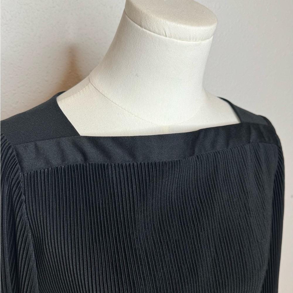 VTG 70s Koret of California Women's pleaded‎ blouse with square neckline. - Picture 11 of 13